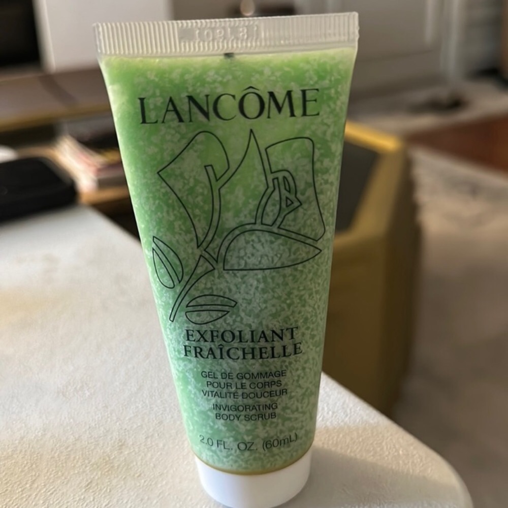 New: LANCÔME Exfoliant Fraichelle Body Scrub 2.0 oz